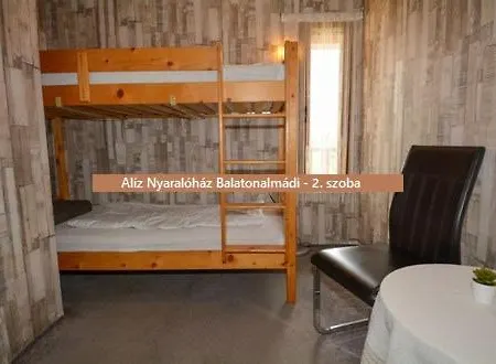Aliz Nyaralohaz * Balatonalmádi