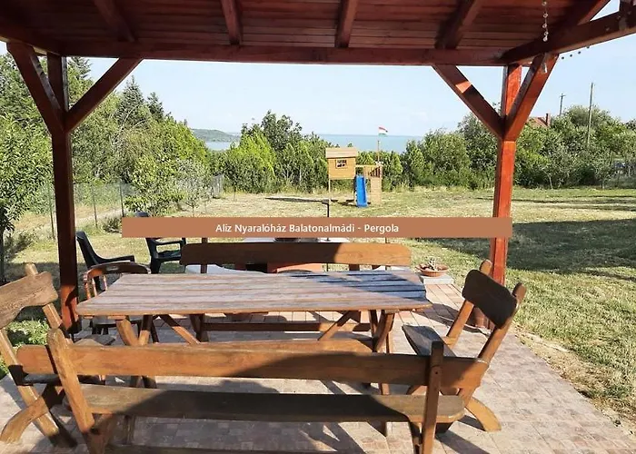 펜션 Aliz Nyaralohaz *